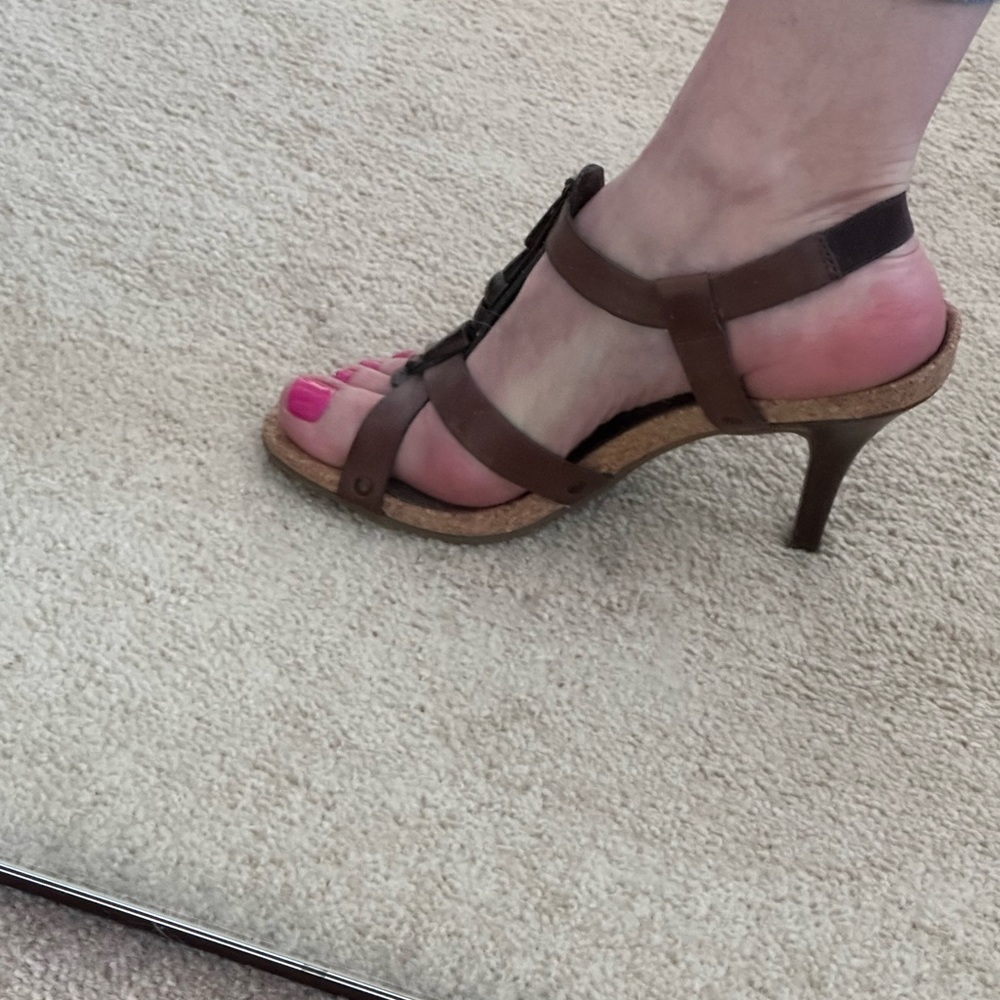 Kenneth Cole Rection Heels 6 - Picture 9 of 9
